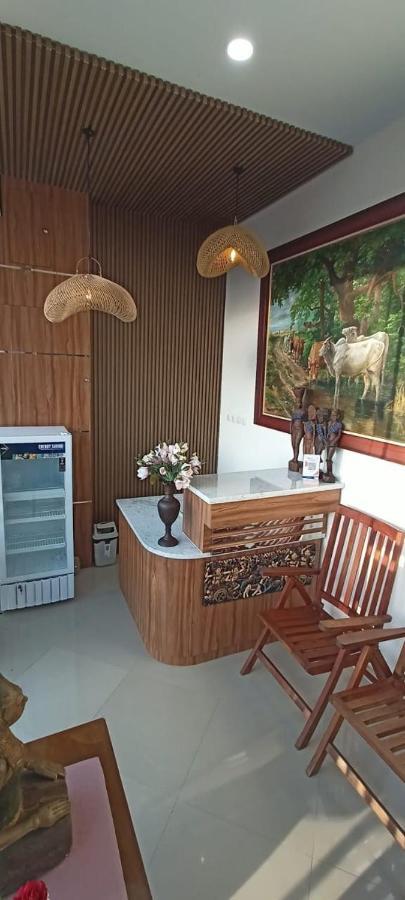 The Cabin Hotel Ambasador Yogyakarta Extérieur photo